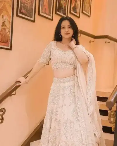 Escort Service In Baba Bakala